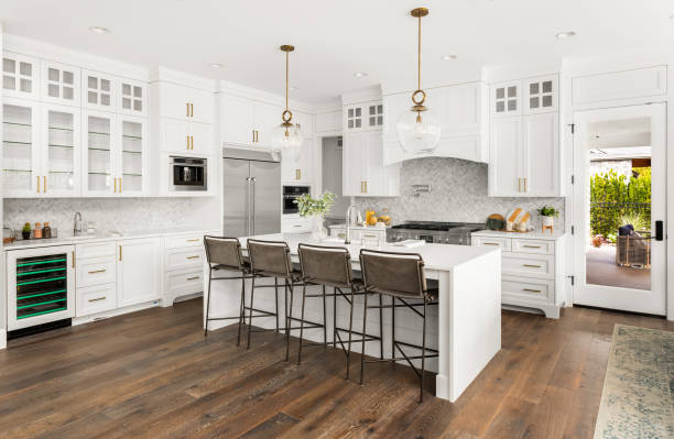 24/7 Emergency Cabinet Installation experts in Chandler, TX